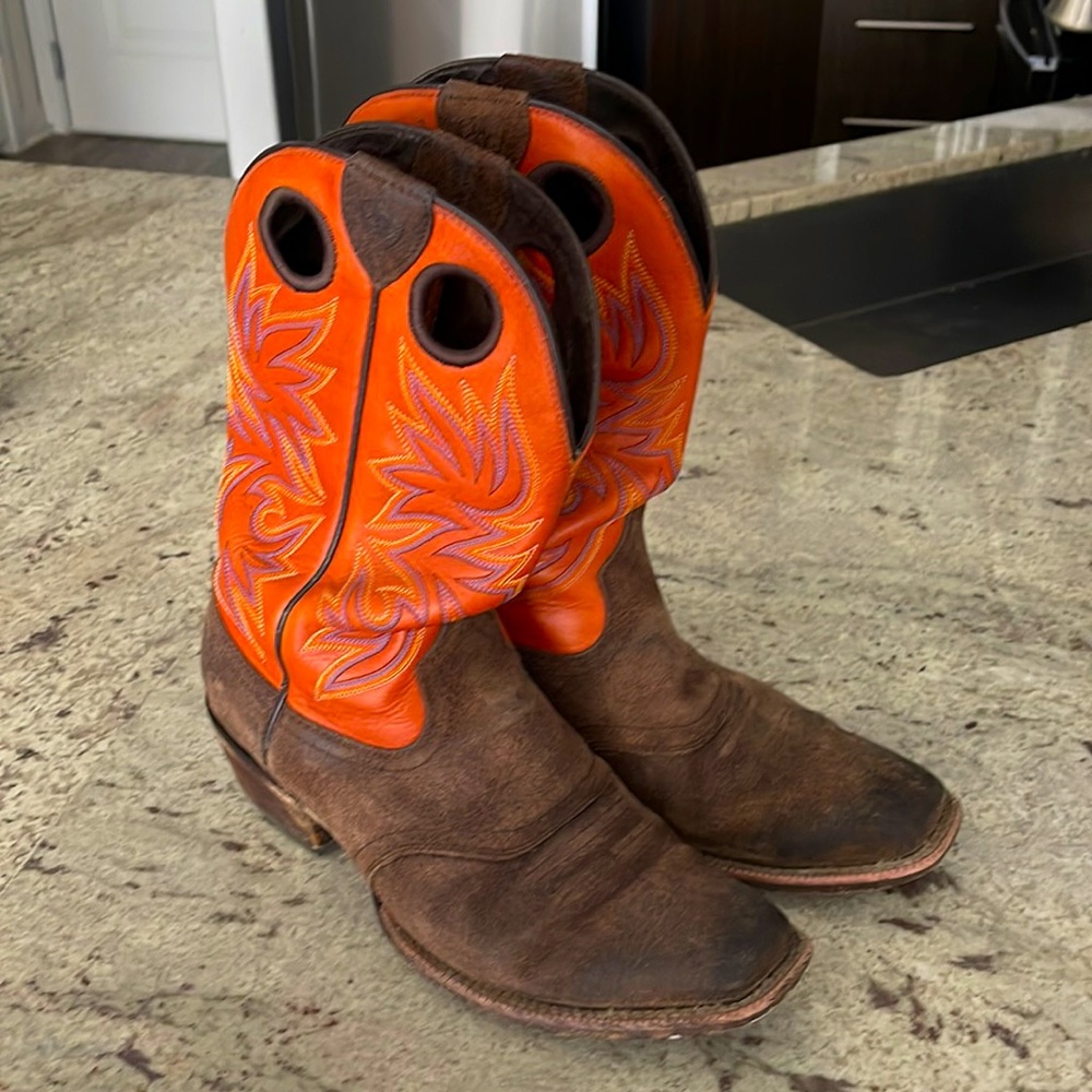 Cowboy Boots Ariat 9.5”